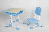 Altura ocultada del escritorio y de la silla de los muebles de la sala de juegos de los niños del plástico del cajón/pie ajustables determinados
