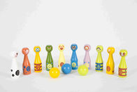 Juguetes de madera del niño determinado de los niños que ruedan con 10 diversos pernos de los animales y 3 bolas del color