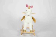 Unicornio de madera del caballo mecedora de los juguetes del niño blanco para el alto peluche Seat del estante